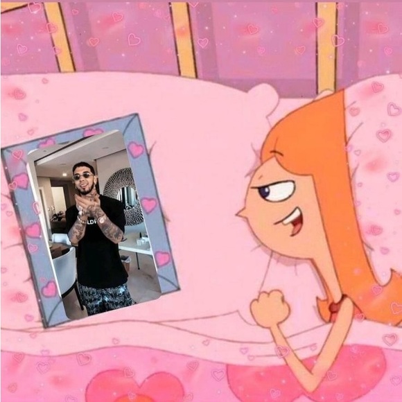 Meet your Posher, Emily - Picture 1 of 1